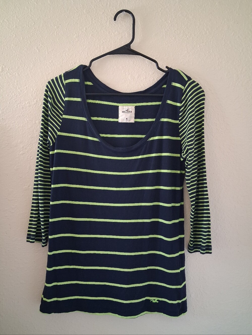 Y2K Vintage Hollister 3/4 Sleeve Navy + Neon Green Striped Top - Picture 3 of 5
